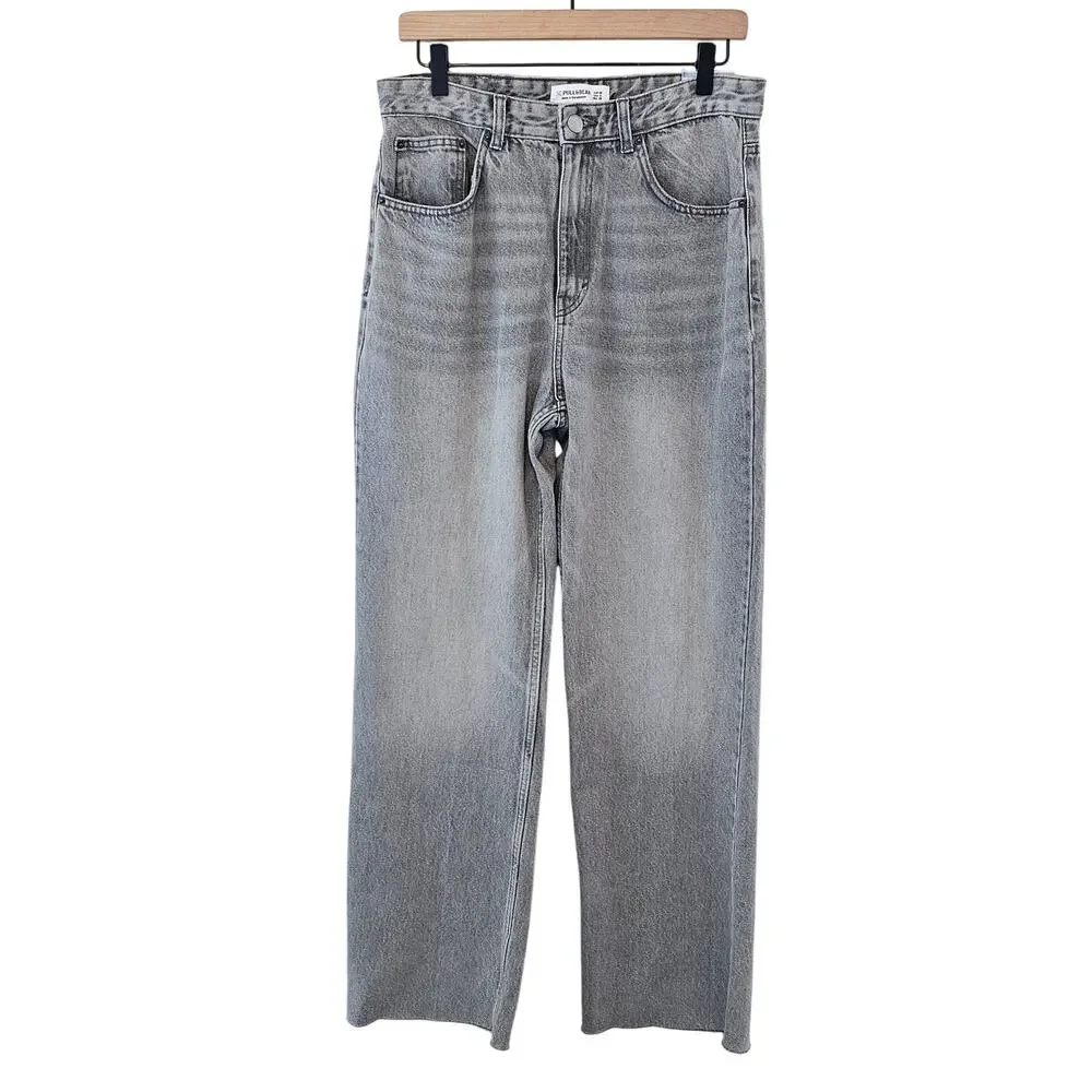 Pull & Bear Gray Straight Leg High Rise Jeans Women's Size 6 Casual‎ Neutral